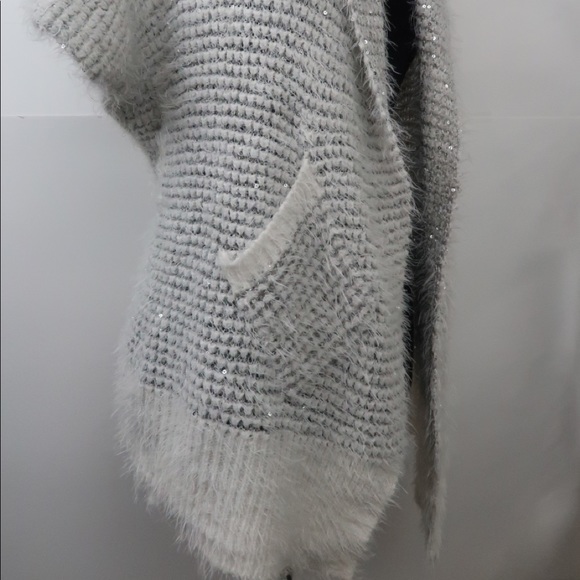 Xoxo Women’s open front cardigan Sweater Sz Medium - Picture 4 of 11